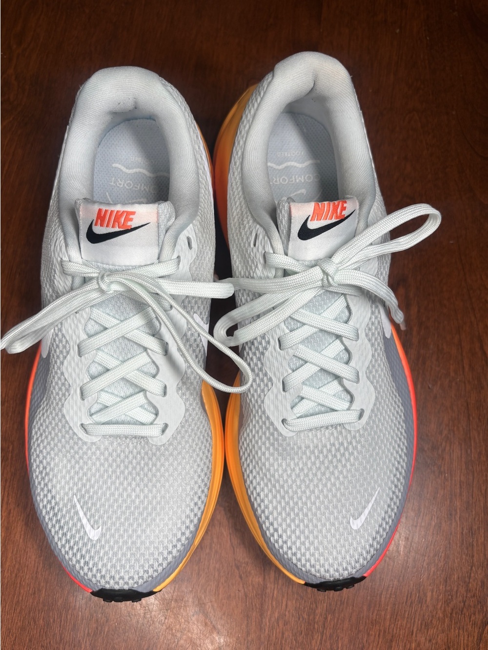 Nike Revolution 8 Road Running Shoes